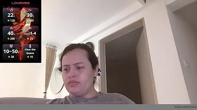 saramartinez1000 online show from November 2025 02:43:02 PM