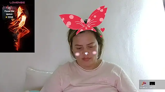 Snapshot of saramartinez1000 chatting on September 2025 04:09:02 PM saramartinez1000 online show from September 2025 04:09:02 PM