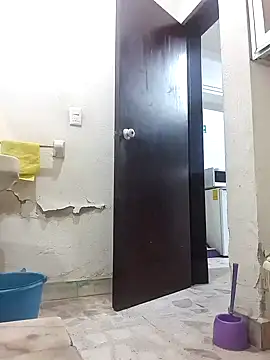 josehot151515 online show from December 2024 06:49:01 PM