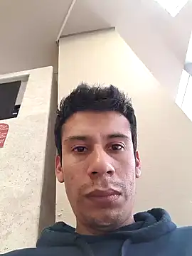 josehot151515 online show from December 2024 07:17:02 PM