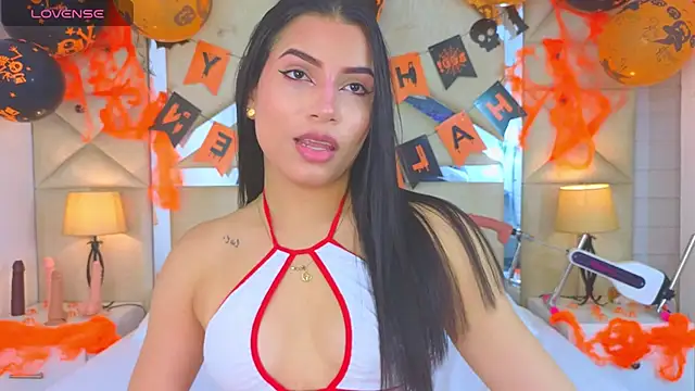 Tiphani walker  online show from October 2025 11:34:01 PM