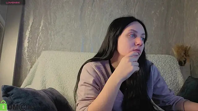 Kvetachka online show from October 2025 02:57:02 AM