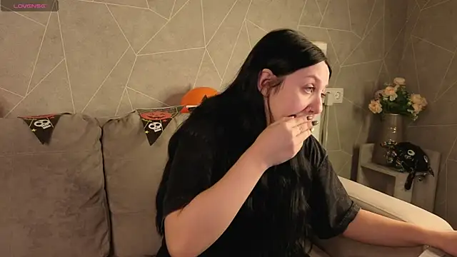 Kvetachka online show from October 2025 01:16:02 AM