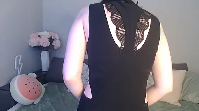 Mini Diva online show from March 2025 09:12:02 AM