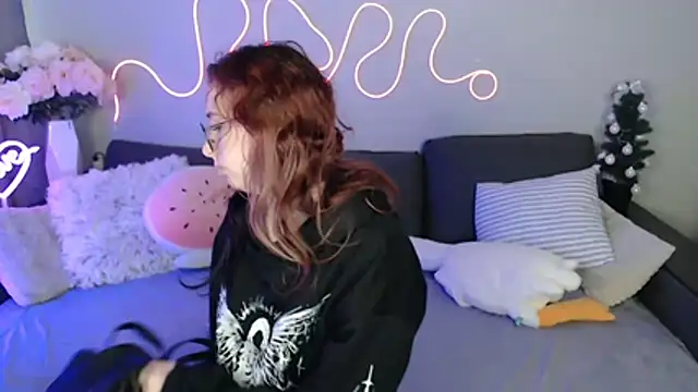 Mini Diva online show from March 2026 09:10:02 AM