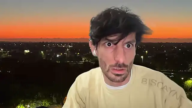 nicolaaaaas online show from October 2025 06:51:01 PM