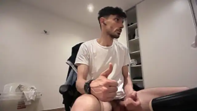 nicolaaaaas online show from November 2025 12:32:02 AM