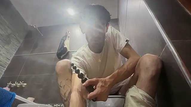 nicolaaaaas online show from January 2026 04:00:02 PM