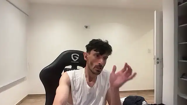 nicolaaaaas online show from December 2025 05:31:02 AM