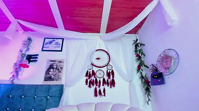 bathory vamps online show from April 2026 02:44:02 PM