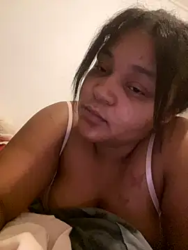 yourfavlightskinn online show from November 2025 10:52:02 PM