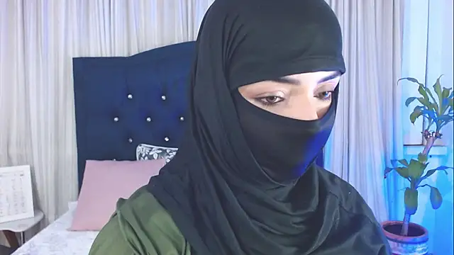 Uzra hayed online show from December 2025 11:15:02 PM