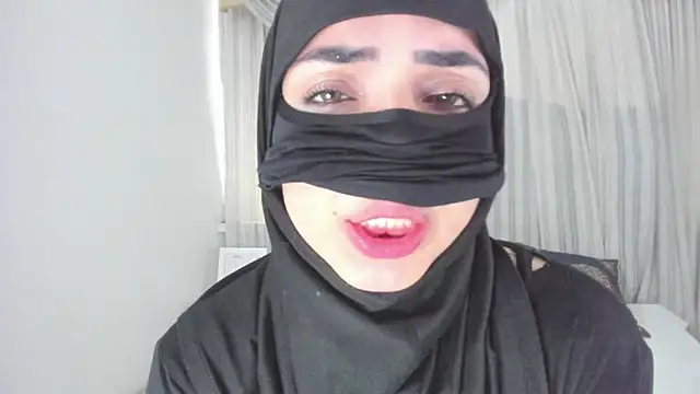 Uzra hayed online show from March 2026 07:14:01 PM