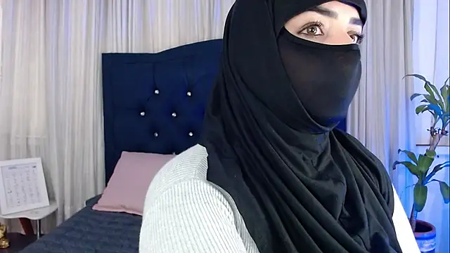 Uzra hayed online show from November 2025 07:50:02 PM