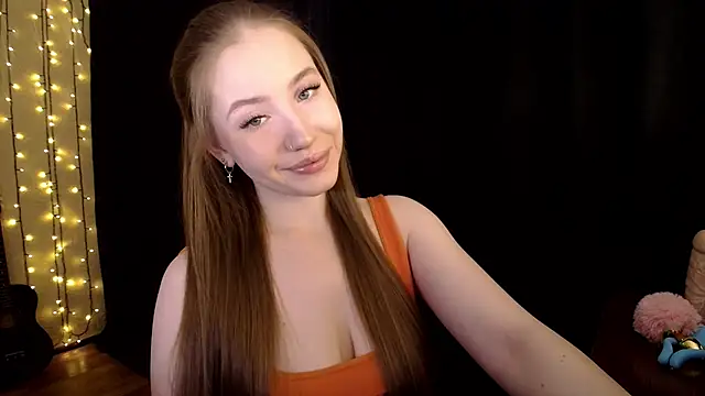 SindiWatsoon online show from November 2025 12:27:01 PM