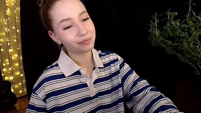 SindiWatsoon online show from September 2025 12:56:02 PM