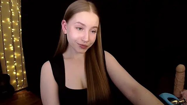 SindiWatsoon online show from November 2025 12:09:02 PM