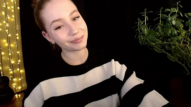 SindiWatsoon online show from October 2025 01:15:02 PM