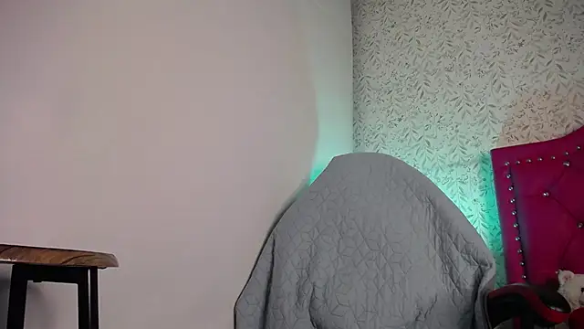 Snapshot of luly_pink chatting on March 2026 03:46:01 AM luly pink online show from March 2026 03:46:01 AM