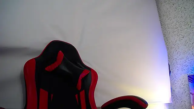 luly pink online show from December 2025 03:06:02 AM