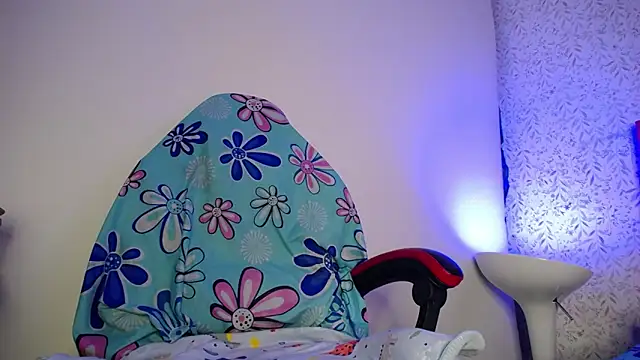 Snapshot of luly_pink chatting on March 2026 03:41:01 AM luly pink online show from March 2026 03:41:01 AM