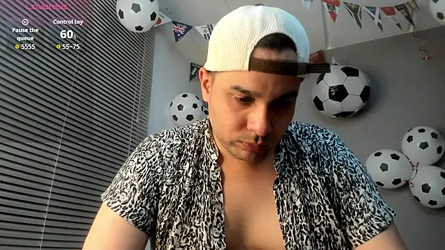 Snapshot of Latin_boy_surprisee chatting on June 2026 12:30:02 AM Latin boy surprisee online show from June 2026 12:30:02 AM