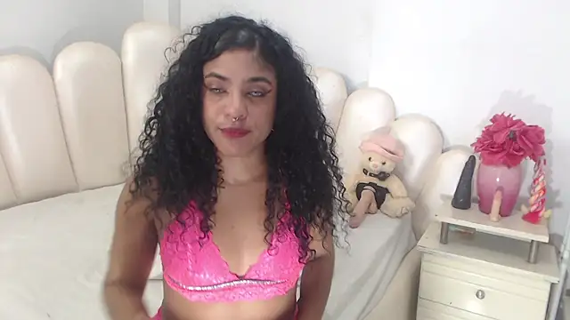 VioletXia  online show from May 2026 07:27:01 AM