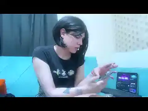 Snapshot of Arab_tgirl chatting on December 2024 01:58:01 AM Arab tgirl online show from December 2024 01:58:01 AM