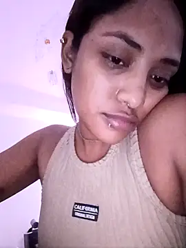 Snapshot of VictoireFeller chatting on December 2025 05:45:01 AM VictoireFeller online show from December 2025 05:45:01 AM