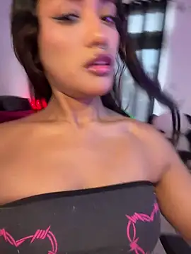 VictoireFeller online show from February 2026 10:27:02 PM