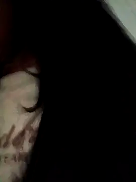 VictoireFeller online show from April 2026 04:30:01 AM