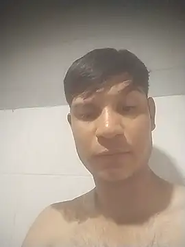 33elguason online show from May 2026 02:52:02 AM