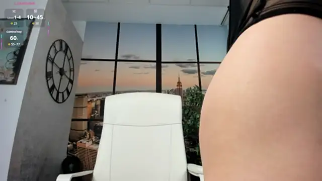 Snapshot of Jelisse_Jones chatting on November 2025 10:52:02 AM Jelisse Jones online show from November 2025 10:52:02 AM