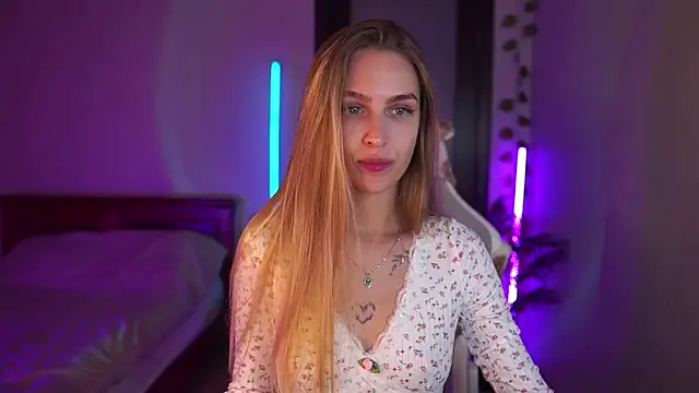 Snapshot of Kamila_icee chatting on September 2025 06:30:01 PM Kamila icee online show from September 2025 06:30:01 PM