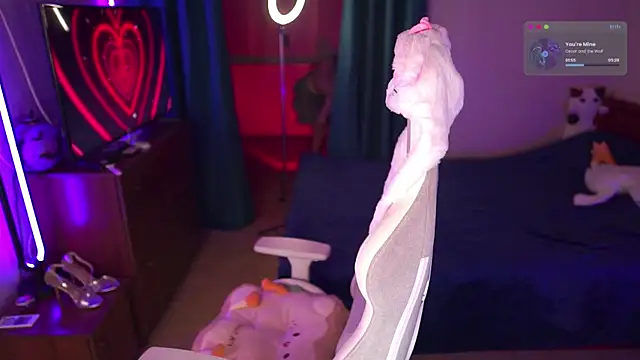 Kamila icee online show from November 2025 11:53:01 PM