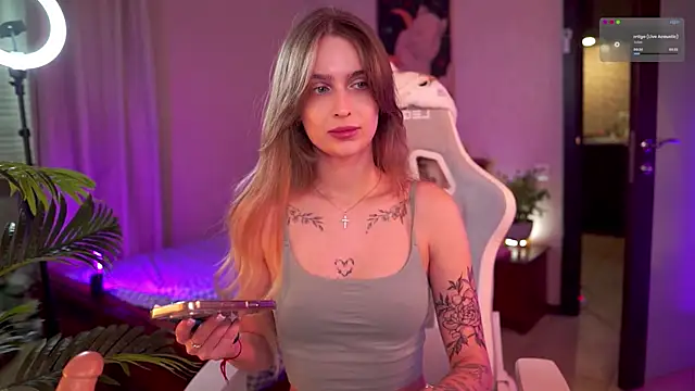 Kamila icee online show from February 2026 08:32:02 PM