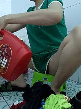 Snapshot of Ngocnhi2k chatting on January 2025 01:24:01 PM Ngocnhi2k online show from January 2025 01:24:01 PM