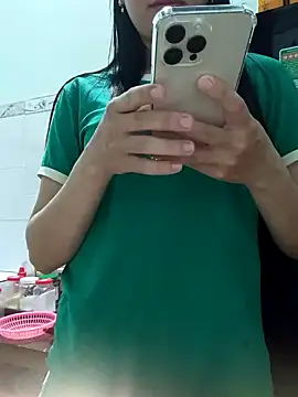 Snapshot of Ngocnhi2k chatting on December 2024 01:28:01 PM Ngocnhi2k online show from December 2024 01:28:01 PM