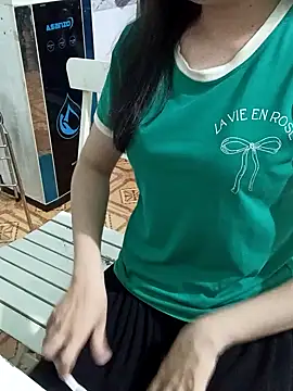 Snapshot of Ngocnhi2k chatting on February 2025 04:51:01 PM Ngocnhi2k online show from February 2025 04:51:01 PM