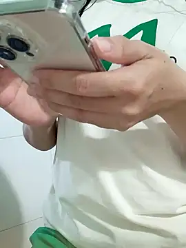 Snapshot of Ngocnhi2k chatting on December 2024 01:33:01 PM Ngocnhi2k online show from December 2024 01:33:01 PM