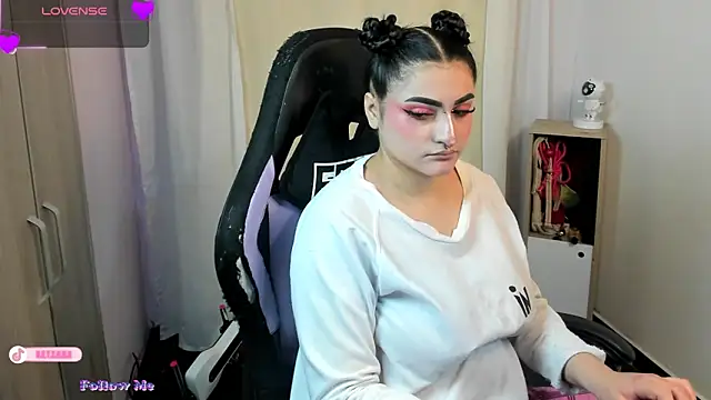 setzuna  online show from October 2025 03:16:02 AM