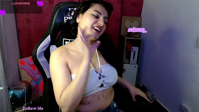 Snapshot of setzuna_ chatting on February 2025 11:57:01 PM setzuna  online show from February 2025 11:57:01 PM