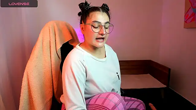 Snapshot of setzuna_ chatting on February 2026 01:29:02 PM setzuna online show from February 2026 01:29:02 PM