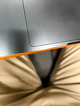 onbifeet online show from January 2026 05:49:02 PM