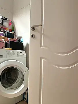 onbifeet online show from October 2025 06:10:01 AM