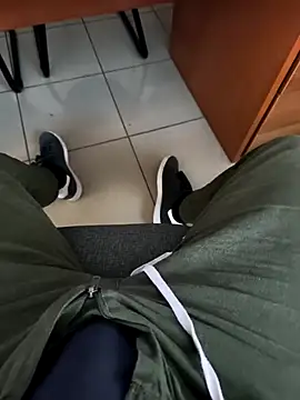 onbifeet online show from October 2025 02:04:01 PM