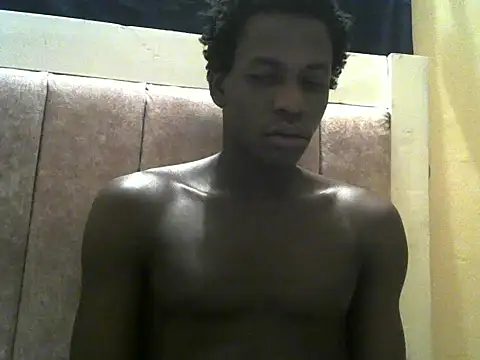 Snapshot of Bigras0011 chatting on July 2026 01:27:02 AM Bigras0011 online show from July 2026 01:27:02 AM