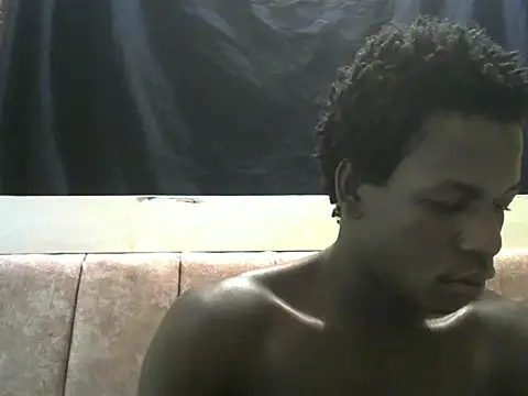 Snapshot of Bigras0011 chatting on June 2026 02:50:02 AM Bigras0011 online show from June 2026 02:50:02 AM
