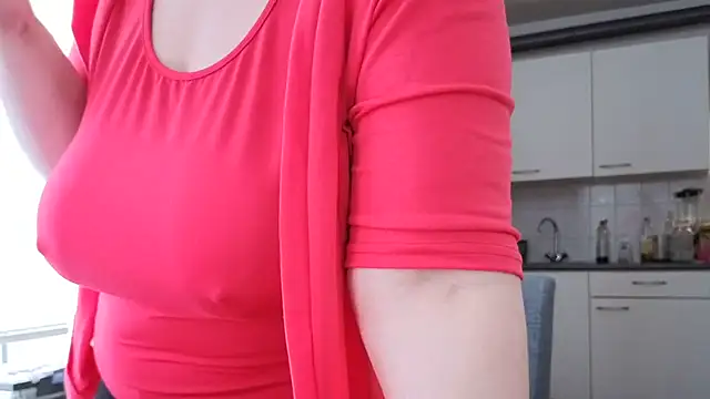 MilfGina online show from February 2026 09:42:02 AM