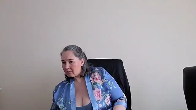 MilfGina online show from March 2026 12:49:01 PM